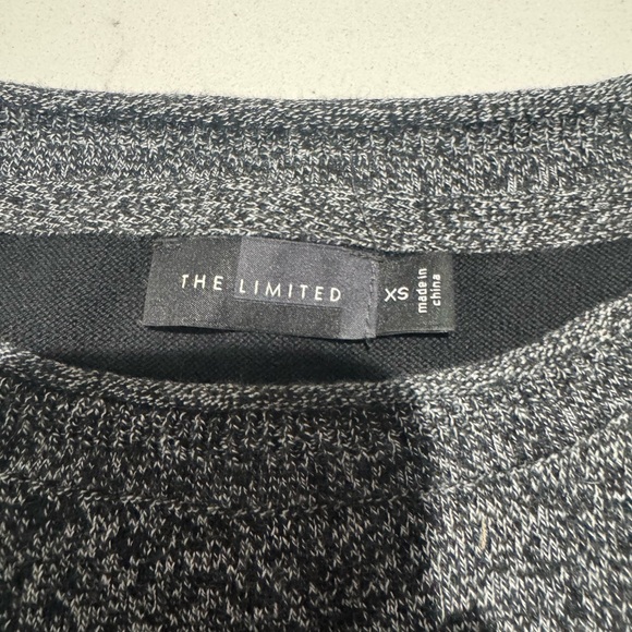 Women’s The Limited Black Gray Tunic Sweater XS - Picture 2 of 3